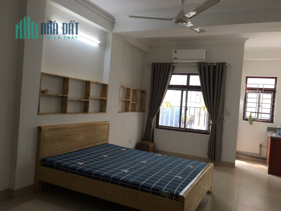 Cho thuê phòng trọ Ngõ 1194 Chùa Láng 35m²