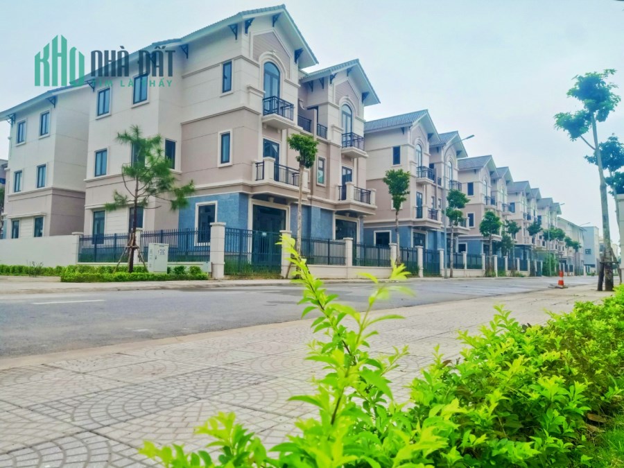Bán biệt thự sân vườn giá tốt nhất dự án, pháp lý chuẩn , thanh khoản tốt.