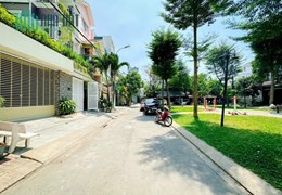 nhà MT đường số Tân Quy, trung tâm Quận 7, 116m2, 5.5x20m, chỉ 9 tỷ