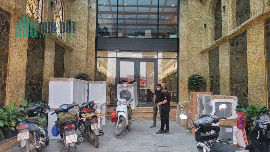 Bán tòa nhà văn phòng 6 tầng mặt phố Nguyễn Trãi, Thanh Xuân, Lô góc, 180m2 MT 7,5m, 70 tỷ