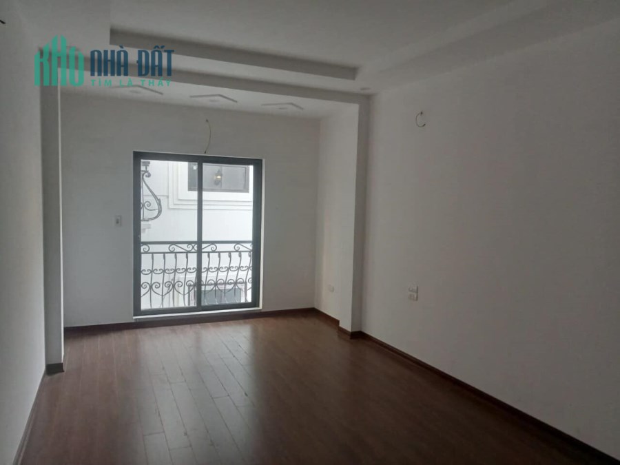 CHÍNH CHỦ CẦN BÁN NHÀ TRƯỜNG CHINH, DT 40 M, 6 TẦNG THANG MÁY