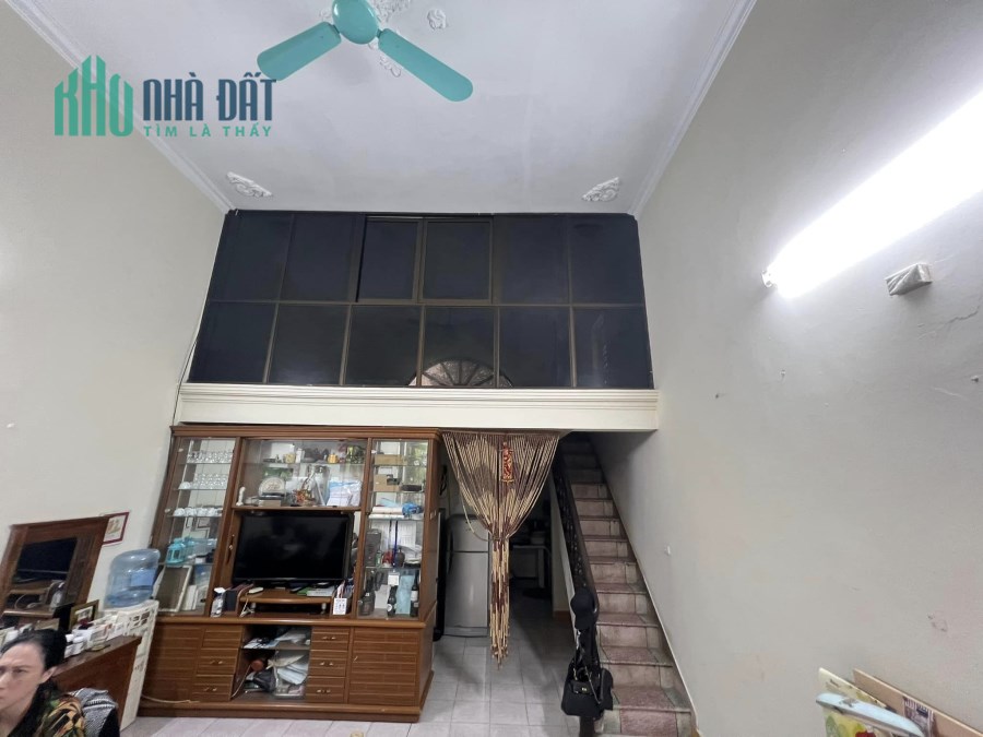 Bán nhà 85m2 phố Nghi Tàm, Tây Hồ Mặt tiền khủng Ô tô tránh 9.2 Tỷ