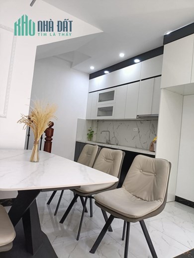 Bán nhà 64m2 phố Tứ Liên, Tây Hồ Lô góc 4 thoáng Gara Ô tô tránh 8.7 Tỷ