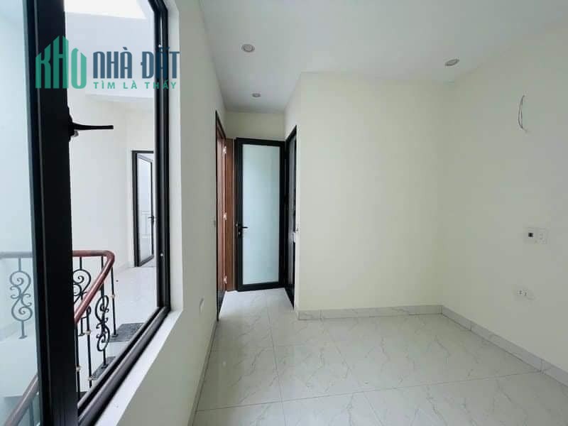 DUY NHẤT 1 CĂN:
NHÀ 3 TẦNG MỚI, 40M2 TẠI ĐẢN DỊ - UY NỖ - ĐÔNG ANH.