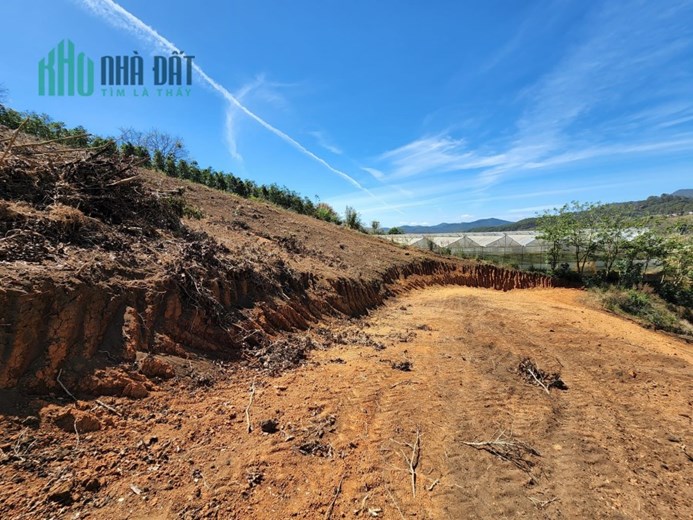 Cần bán gấp lô đất rộng view đẹp trung tâm Đa Sar 6000m2