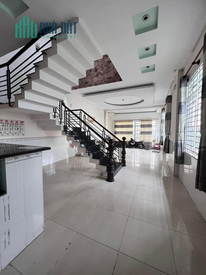 BIỆT THỰ Quận 8 Phạm Thế Hiển – Tổng diện tích khủng 530M2 cho thuê 70 triệu/tháng