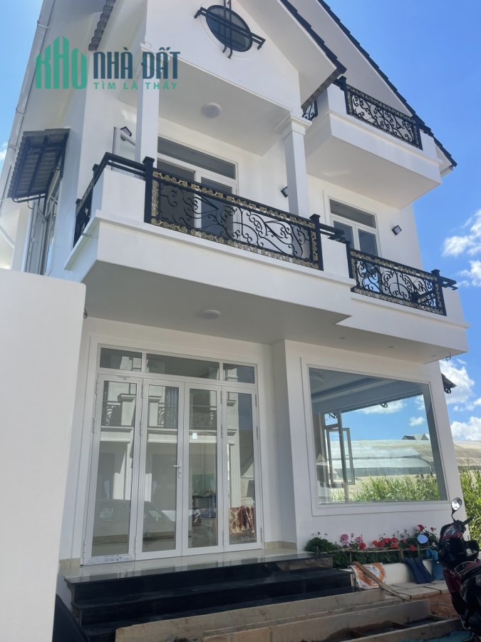 Biệt Thự Đẹp - Giá Tốt - Trần Đại Nghĩa P8 Đà Lạt