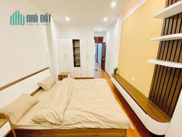 Siêu phẩm. Bán nhà phố Khương Trung. 50m2, 4 Tầng, hơn 5 Tỷ. Ô TÔ. 2 MẶT THOÁNG. 0378230032