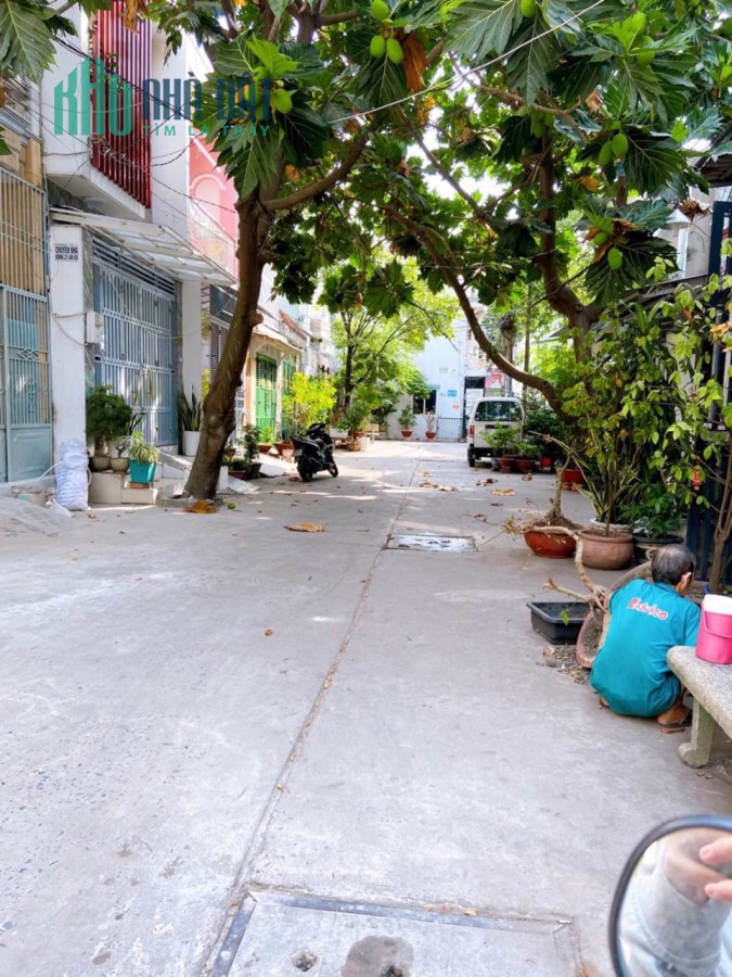 Bán Nhà HẺM 8M - HẺM 1 SẸC PHẠM VĂN CHIÊU - SÁT QUANG TRUNG GÒ VẤP  ❤️⚡
- DT: 4,25x16,5m - CN 65m2.