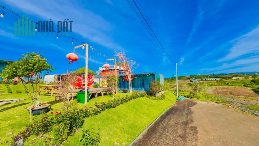 Bán Homestay ngay mặt tiền đường Khúc Thừa Dụ giá 1tỷ5