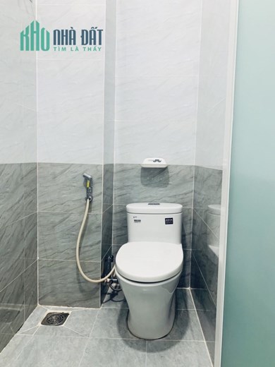 Bán Nhà Lạc Long Quân, Hẻm xe hơi, 4 tầng BTCT, ngang 5m, 55m2, giá 8tỷ1.