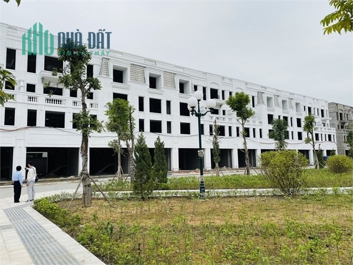 Bán Liền kề DA La Emera đường bao biển view trọn vườn danh hoạ 8000m,DT Sàn 309m giá chỉ 7.2 tỷ/lô