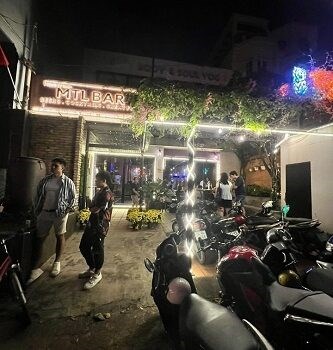 CẦN SANG QUÁN BAR-BIDA ĐƯỜNG NGUYỄN VĂN HƯỞNG, THẢO ĐIỀN, QUẬN 2 (TP THỦ ĐỨC)