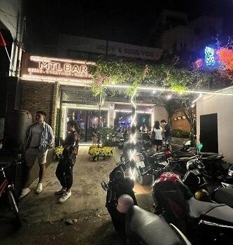 CẦN SANG QUÁN BAR-BIDA ĐƯỜNG NGUYỄN VĂN HƯỞNG, THẢO ĐIỀN, QUẬN 2 (TP THỦ ĐỨC)