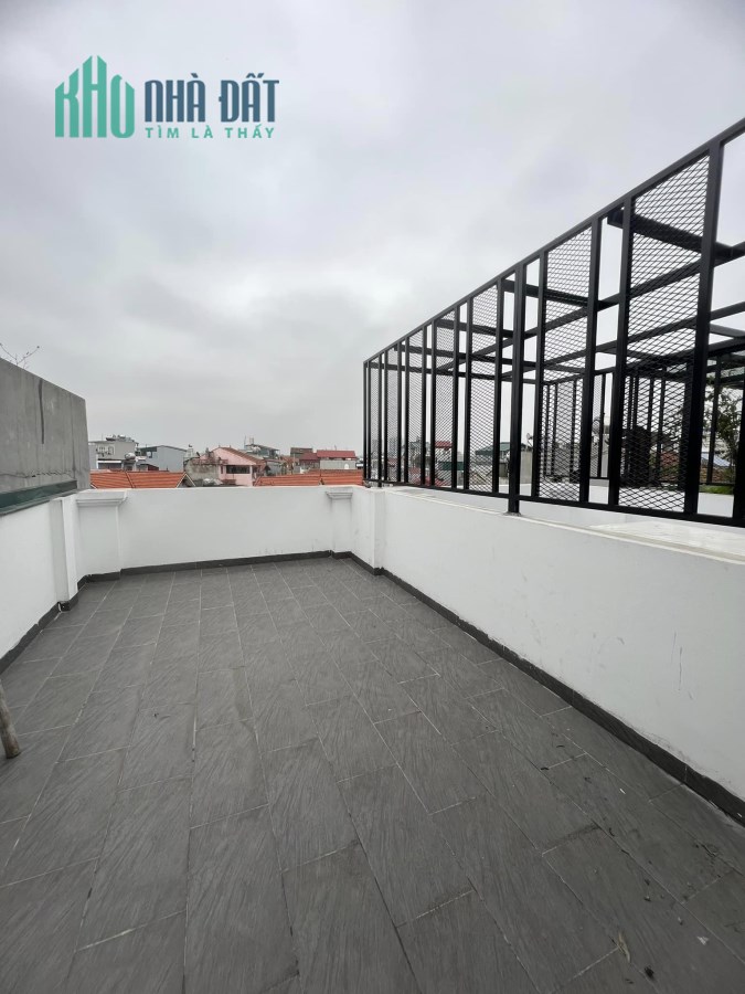 Bán nhà Ngọc Thuỵ, 50m x 3T, oto 7 chỗ, giá 3 tỷ 7 TL
