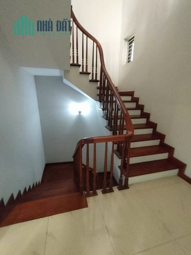 Ngõ 165 Dương Quảng Hàm, Cầu Giấy, ô tô tránh, KD, 66m2, 5 tầng, giá 11.4 tỷ