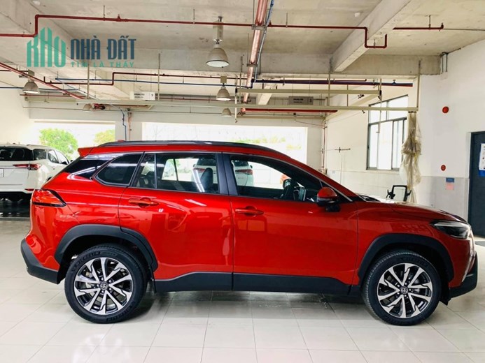 Tặng đến 100% trước bạ cho xe Cross trong tháng 4