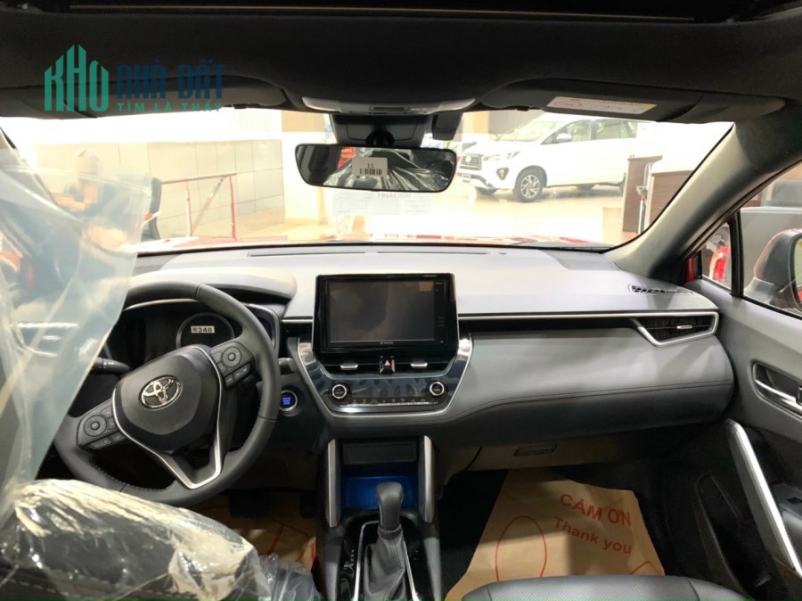 Tặng đến 100% trước bạ cho xe Cross trong tháng 4