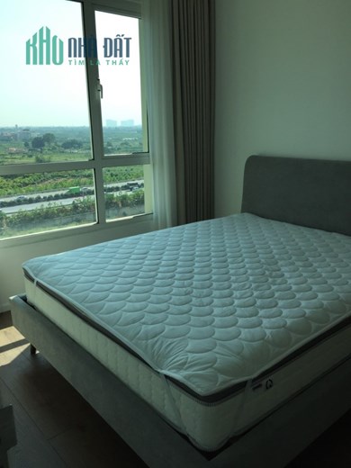 Bán gấp căn hộ 128M2 chung cư Canal Park thuộc Hà Nội Garden City nội thất liền tường
