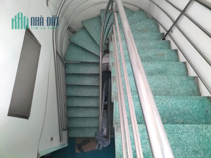 Bán nhà mặt tiền đường D10 tây thạnh- đường 8m vỉa hè 4m, 100m2 chỉ 9.65 tỷ