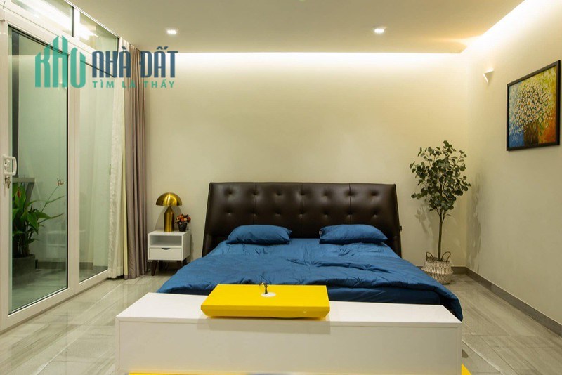 Nhà mới Xách va li ở ngay 5x20 Núi Thành, đường 10m5
