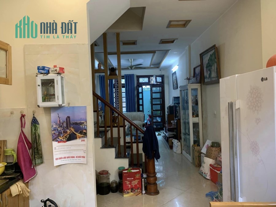 Chủ gửi bán nhà Lê Hồng Phong, Nguyễn Trãi, Hà Đông, Hà Nội 42m2x4 tầng, giá 4.5tỷ
