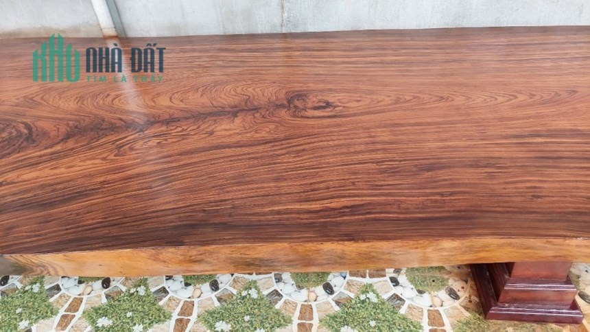 Gia Đình Có Phản Gỗ Mun – Hàng Hiếm Cần Bán – Giá Cực Rẻ