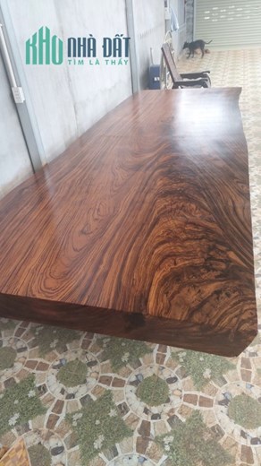 Gia Đình Có Phản Gỗ Mun – Hàng Hiếm Cần Bán – Giá Cực Rẻ