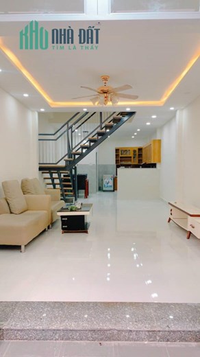 Bán nhà 1 trệt 1 lầu KĐT Phú Mỹ Hưng, Kế bên trường tiểu học Lê Văn Tám