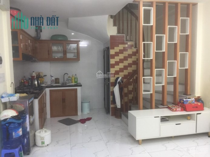 Bán gấp nhà Ngô Thì Nhậm Hà Đông ô tô tránh kinh doanh, 35m² 2T giá 4 tỷ.
