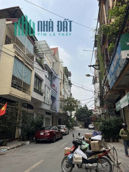 Bán nhà đất Phố Lý Thường Kiệt, Quận Hà Đông DT 40m2*3T MT 4m giá 7.5 tỷ 0343040888