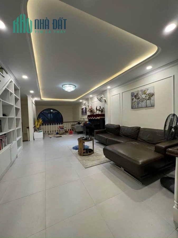 Nhà Ngang 5m 5 Tầng Khu Liền Kề Phú Mỹ Hưng - Quận 7