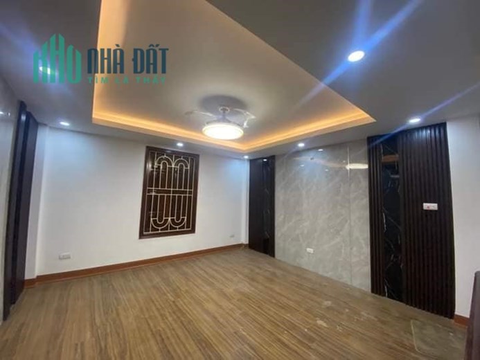Bán nhà đất Đường Tô Hiệu, Quận Hà Đông DT 47m2*6T MT 4m giá 7.9 tỷ 0343040888