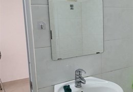 Phan Đăng Lưu Phòng master 1 khách bếp 1 phòng ngủ giá 6 tr