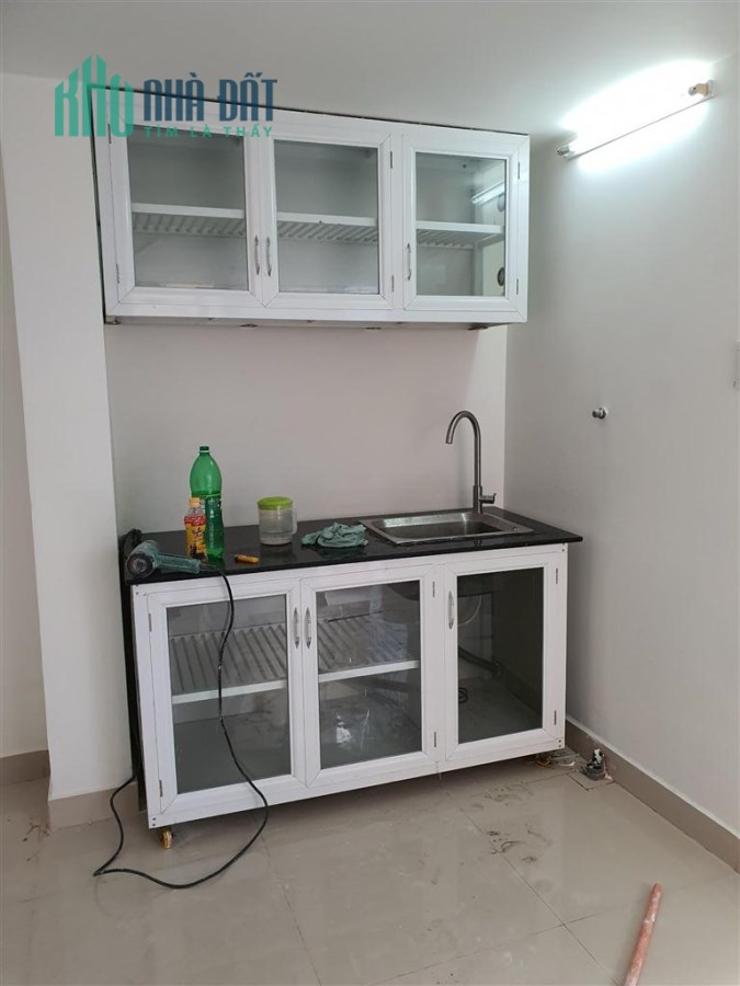 Phan Đăng Lưu Phòng master 1 khách bếp 1 phòng ngủ giá 6 tr
