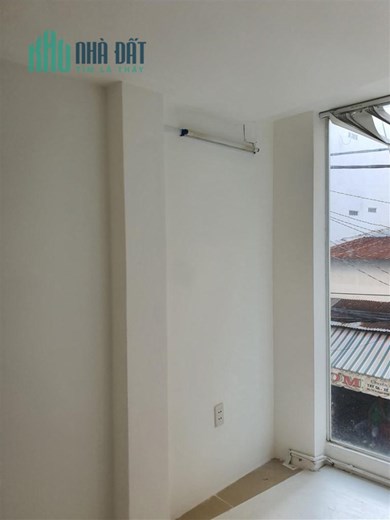 Phan Đăng Lưu Phòng master 1 khách bếp 1 phòng ngủ giá 6 tr