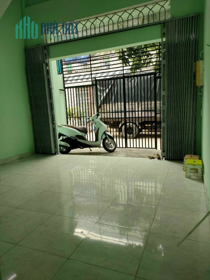 Bán nhà sẹc ngắn đường số 6  Bình Tân 40m2HXH 2 tầng 2 tỷ xx