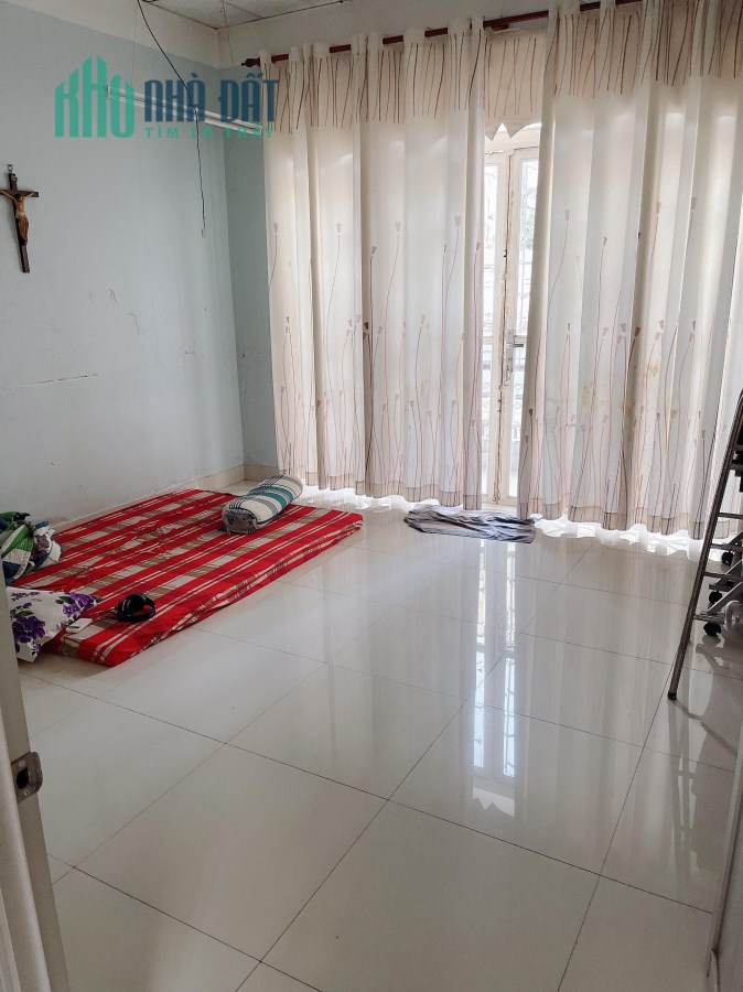 Nhà Ngộp Lý Thường Kiệt - Tân Bình, 85m2, 2 Tầng BTCT Chỉ 12 tỷTL