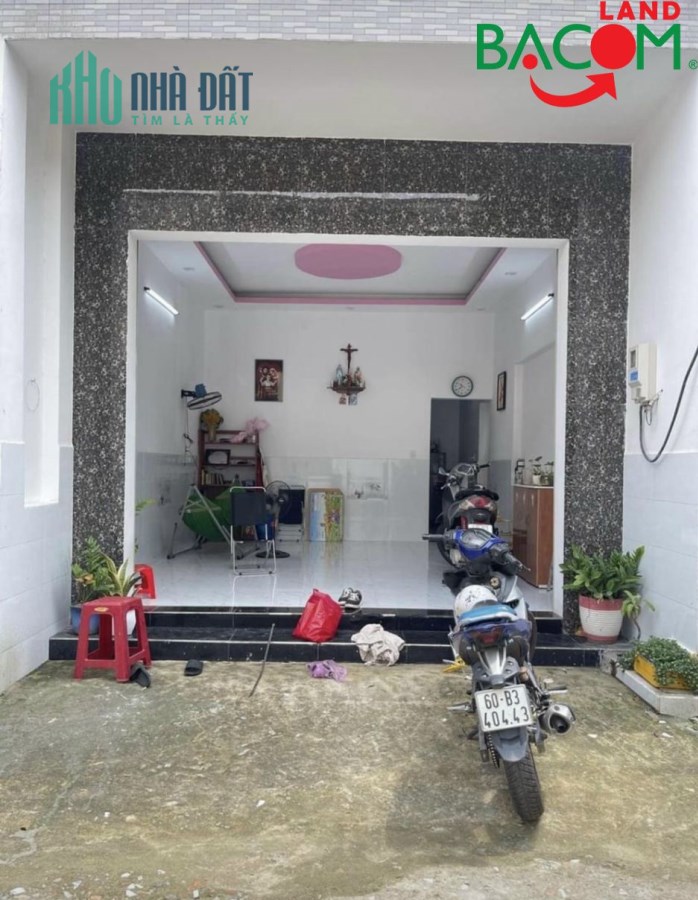 Nhà gần trường Trấn Biên, diện tích 120m2, đường xe hơi giá chỉ 3.78 tỷ, Biên Hòa, Đồng Nai