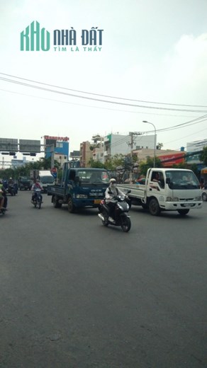 CHỦ NGỘP NGÂN HÀNG CẦN BÁN GẤP NHÀ MẶT TIỀN ĐƯỜNG TÔ KÝ- QUẬN 12- NGANG KHỦNG 18,6M- GIÁ GIẢM 02