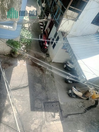 NHÀ HẺM GẦN MT NGÔ GIA TỰ QUẬN 10  40M 3Tầng Hơn 6Tỷ TL