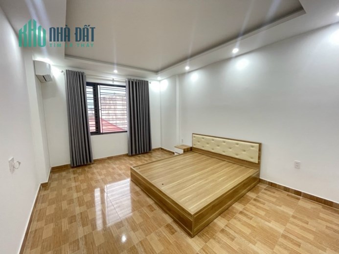 Bán nhà ngõ 113 Vũ Chí Thắng diện tích 54m x 3 tầng cực đẹp GIÁ 2.3 tỉ , Bán Gấp