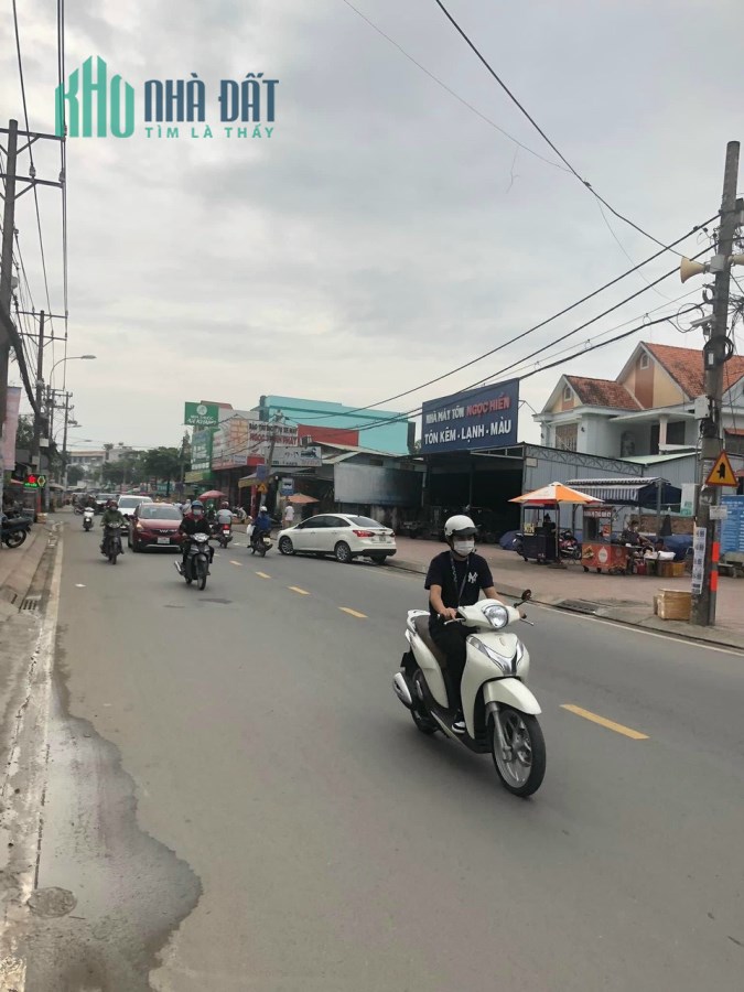 Nhà mặt tiền nguyễn văn tăng diện tích 471m vị trí đẹp tiện kinh doanh