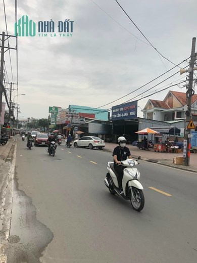 Nhà mặt tiền nguyễn văn tăng diện tích 471m vị trí đẹp tiện kinh doanh