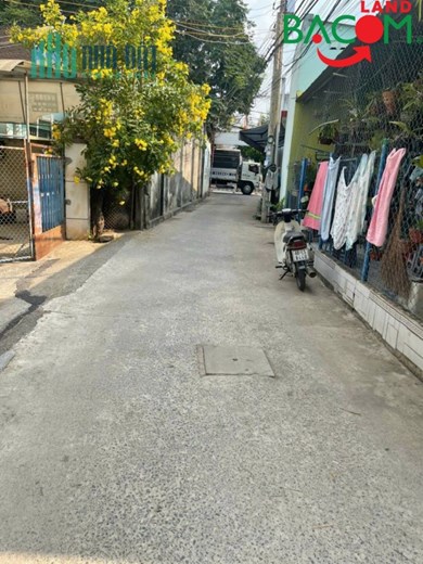 Kẹt tiền bán gấp lô đất góc 2 mặt tiền 60m2 SHR thổ cư 100% đường ô tô