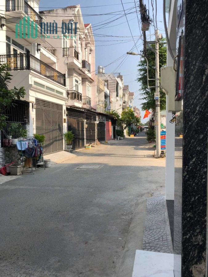 BÁN NHÀ HXH TRẦN XUÂN XOẠN QUẬN 7, 70M2, 2 TẦNG, 5 TỶ 990 – 0906885823