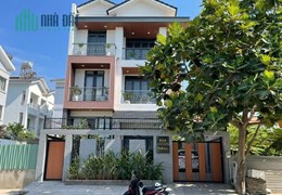 Siêu Phẩm VILLA  p.13 quận Bình Thạnh,full nội thất,đường trươc nhà 16m 070.66666.27