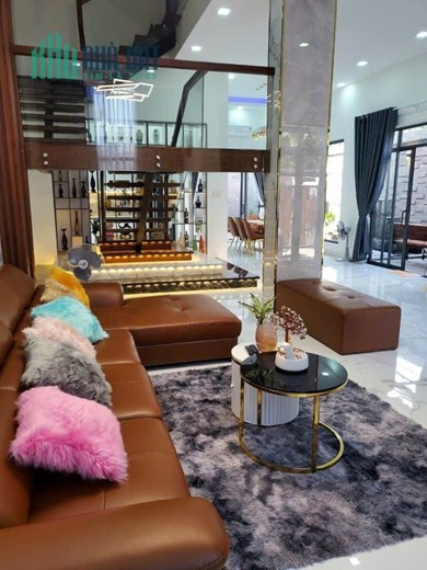 Siêu Phẩm VILLA  p.13 quận Bình Thạnh,full nội thất,đường trươc nhà 16m 070.66666.27