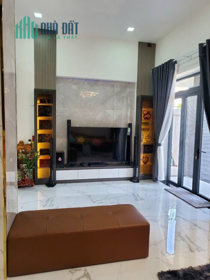 Siêu Phẩm VILLA  p.13 quận Bình Thạnh,full nội thất,đường trươc nhà 16m 070.66666.27