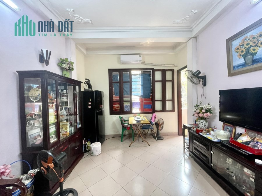NHÀ VỊ TRÍ ĐẸP 55M2, MẶT NGÕ Ô TÔ TRÁNH, 30M RA PHỐ PHẠM NGỌC THẠCH, ĐỐNG ĐA, HN